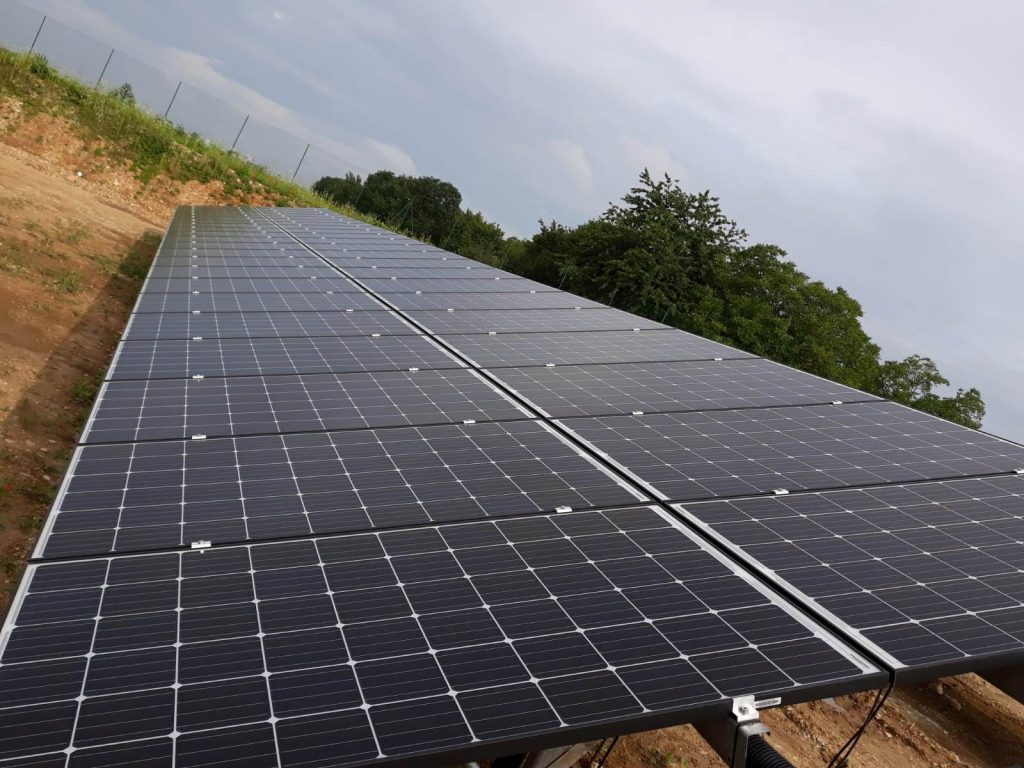 Certificación UKAS construcción proyectos solares fotovoltaicos certificados