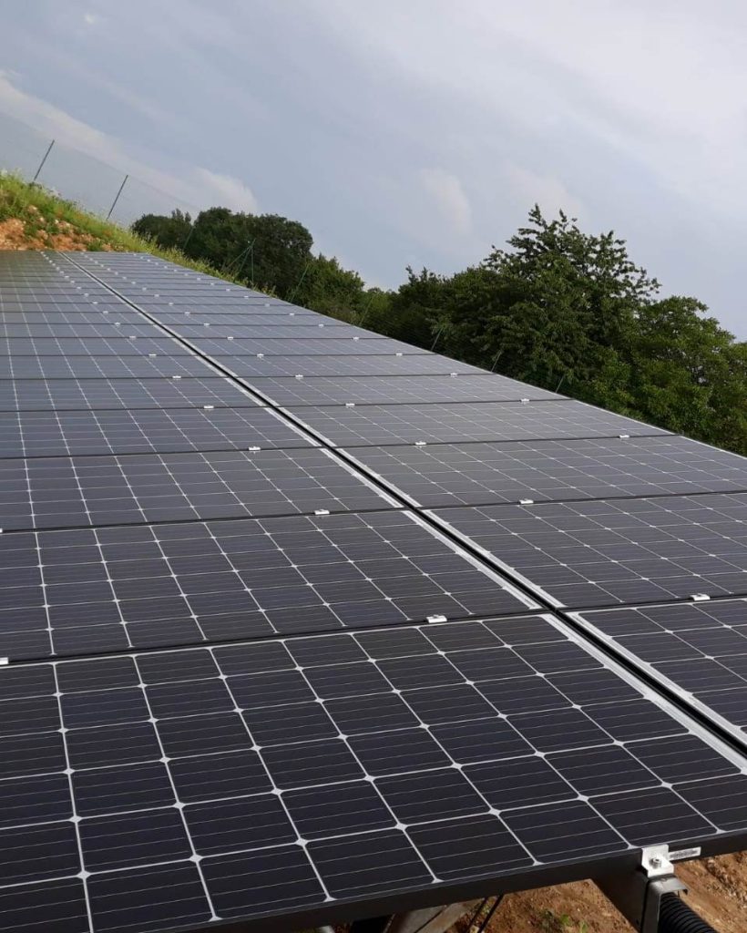 Certificación UKAS construcción proyectos solares fotovoltaicos certificados